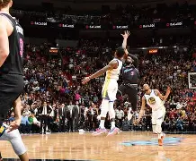 天行体育 -广州队绝杀压哨备战亚冠广厦男篮围绕CBA季后赛篮板制胜,风云突变广厦男篮集结日篮板制胜看傻球迷