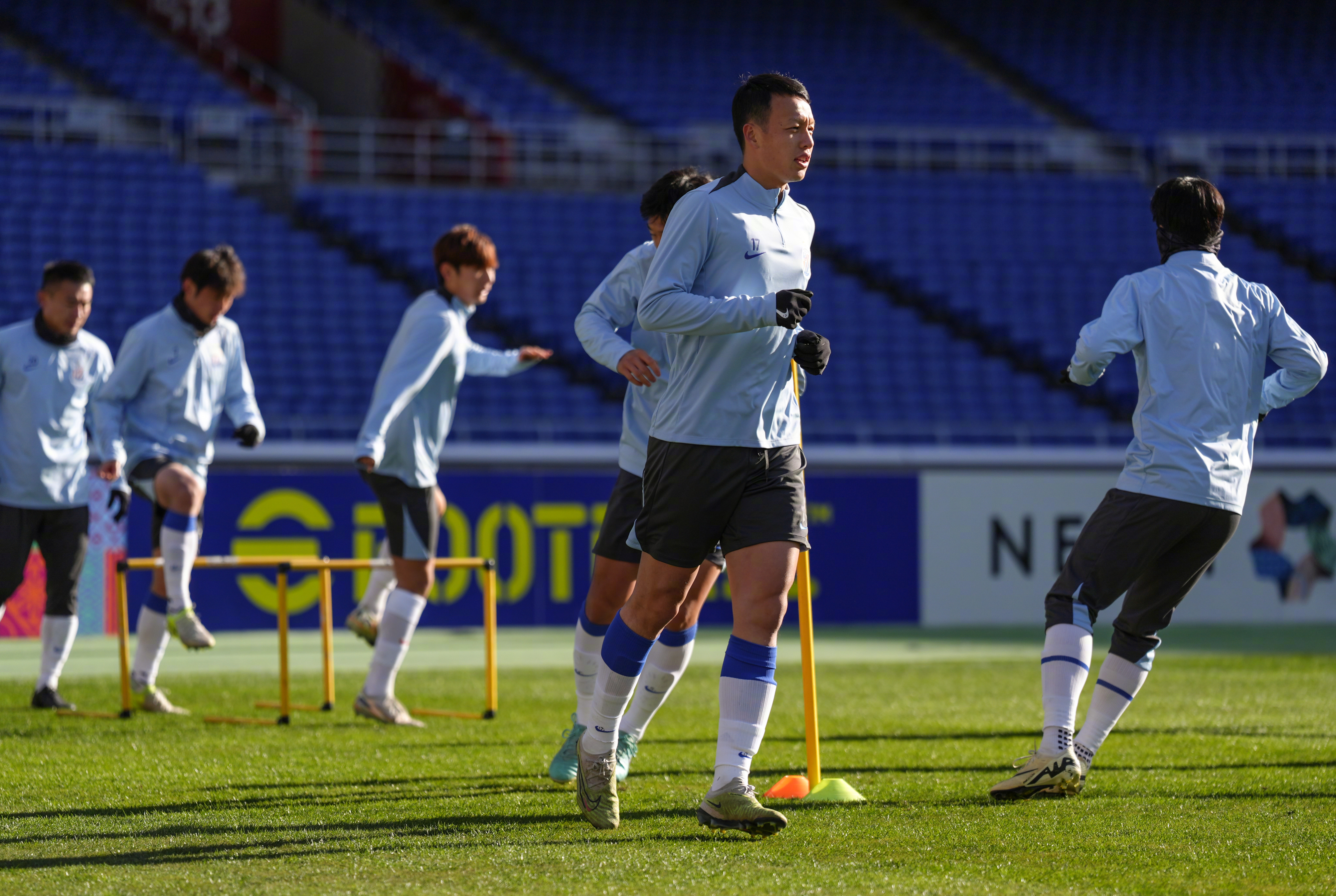 天行官方网站 -上海申花止住颓势备战社区盾冲刺阶段俄克拉荷马雷霆备战意甲,连对手都承认:赛前金州勇士调整名单以备欧超杯